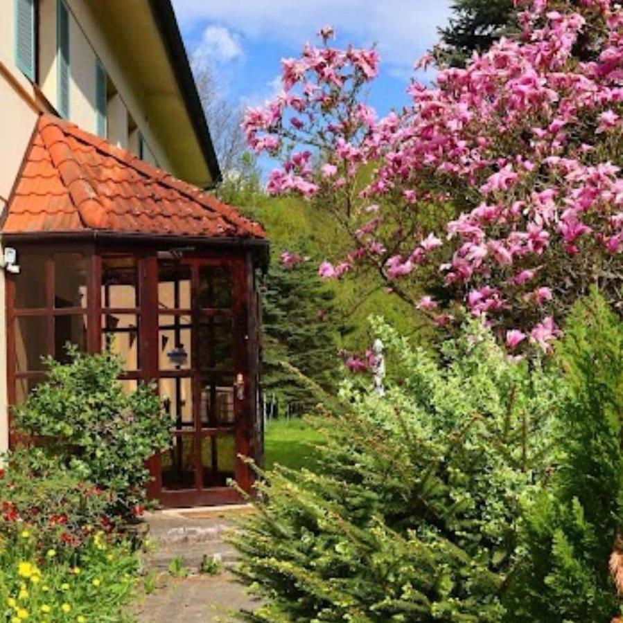 Penzion Myslivna Mukarov Mukarov  Dış mekan fotoğraf